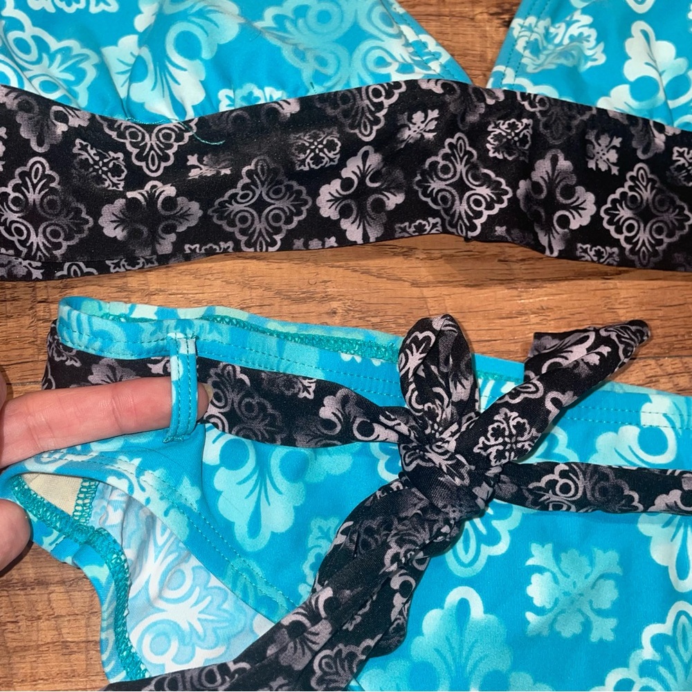 Bikini - Blue and Black Floral - Picture 2 of 5